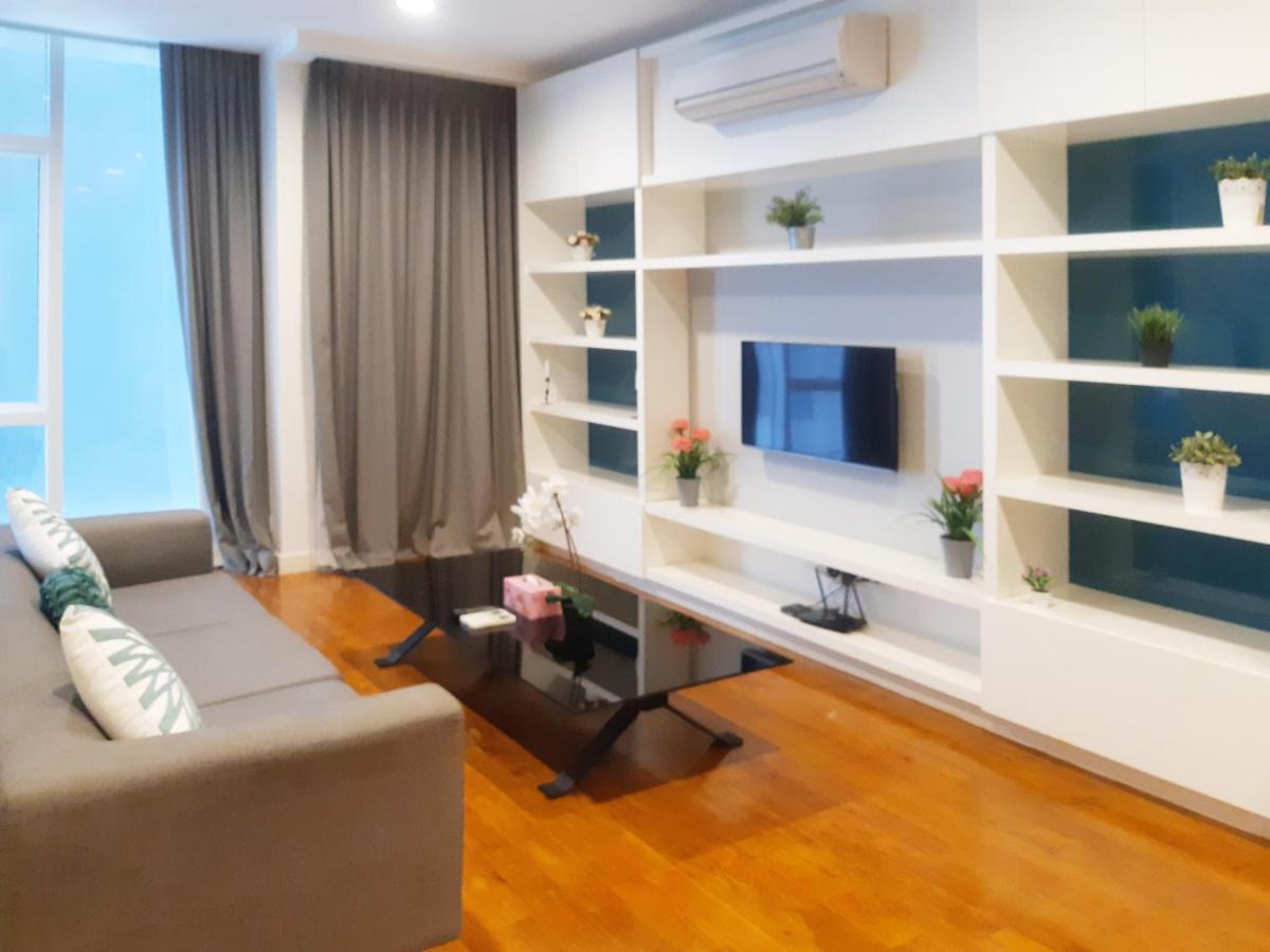 City Stay At The Platinum Klcc 쿠알라룸푸르 외부 사진